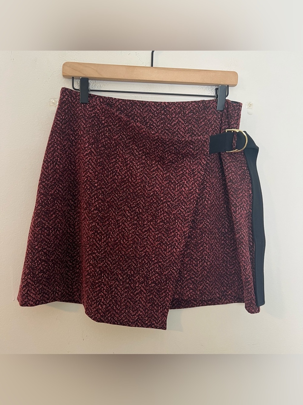 SPANX- Ponte Wrap Mini Skirt Jacq. Burgundy Tweed Size M